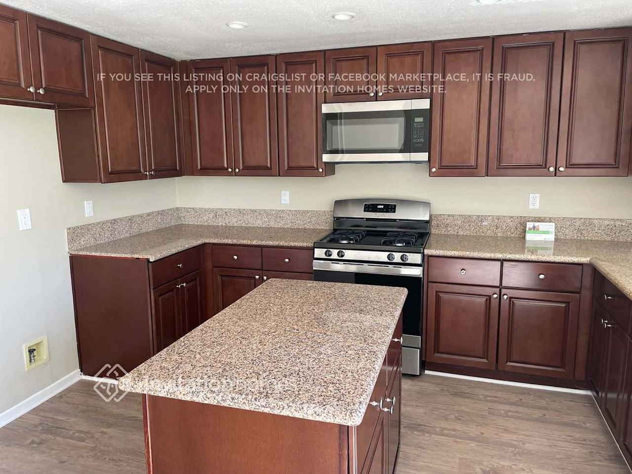 41234 Almond Ave - Photo 3 of 23