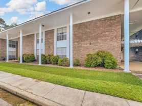 Chateau Orleans Apartments - Photo 1 of 1