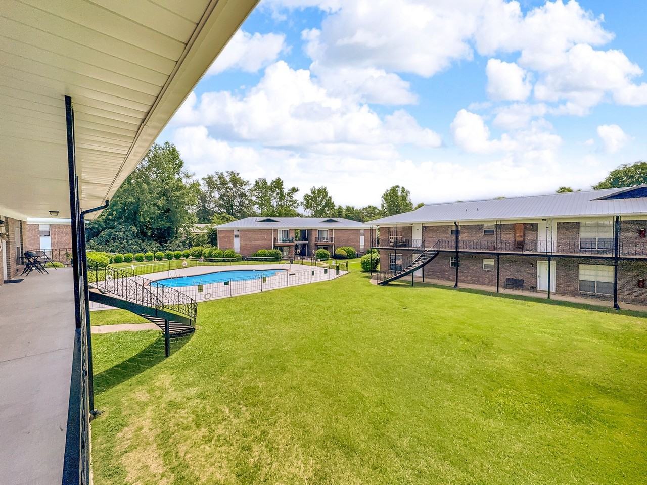 Chateau Orleans Apartments - Photo 3 of 49