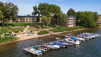 featured image of 4177 Shoreline Dr