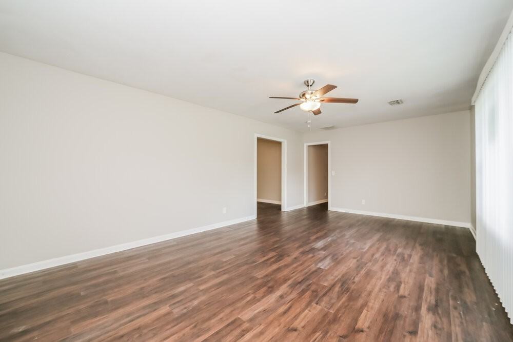6104 Harlow Blvd - Photo 5 of 19