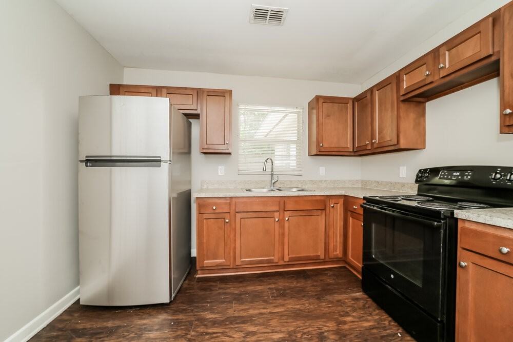 6104 Harlow Blvd - Photo 7 of 19