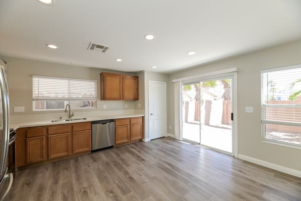 9149 Spirit Canyon Ave - Photo 7 of 17