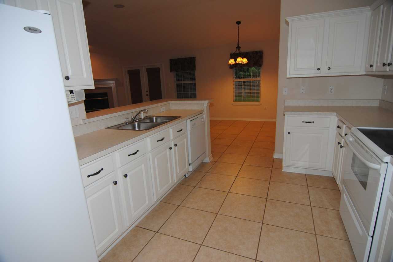 6790 Rickwood Dr - Photo 2 of 20