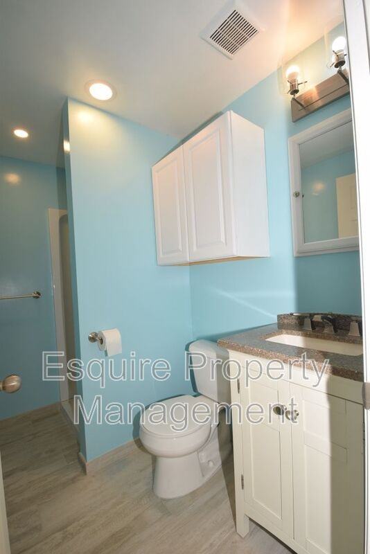 138 Oak St - Photo 4 of 4