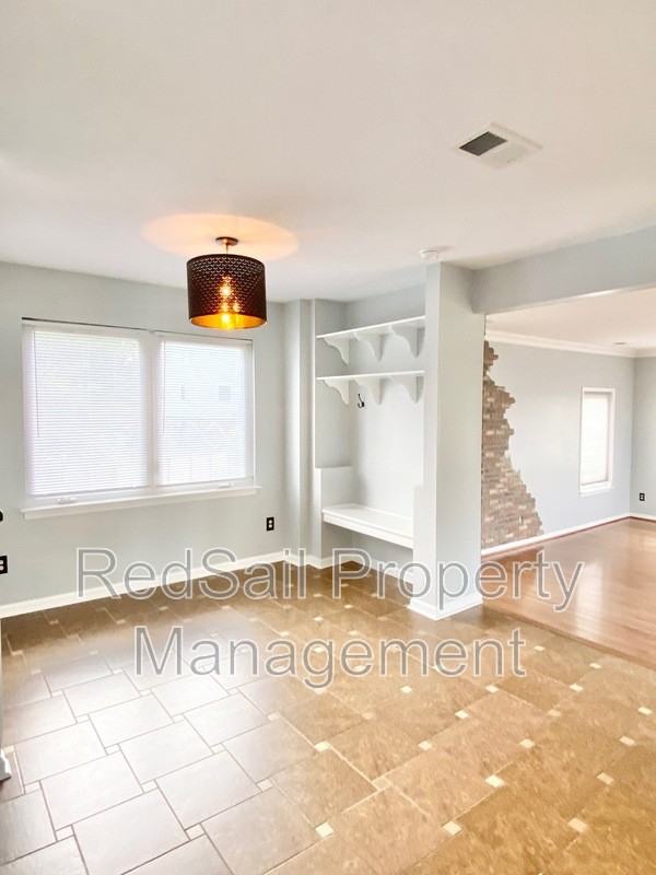 256R Hunts Neck Rd - Photo 4 of 30