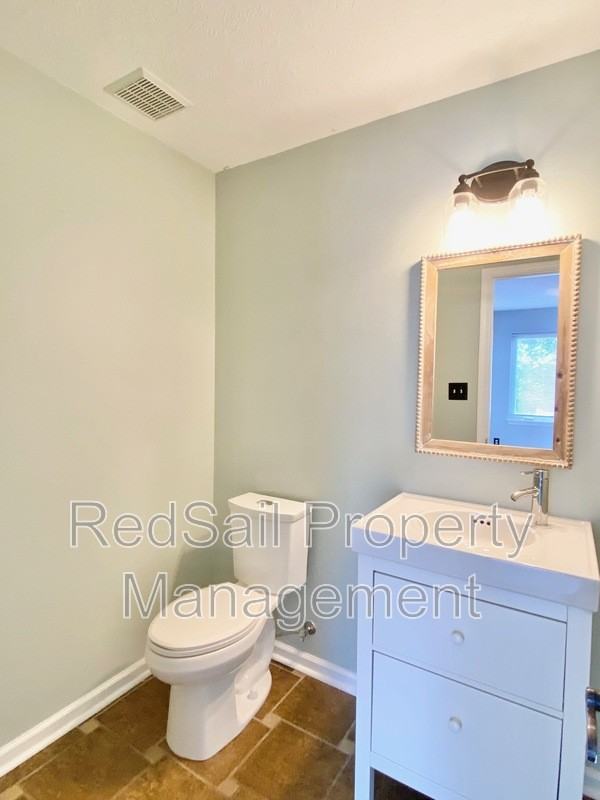 256R Hunts Neck Rd - Photo 7 of 30