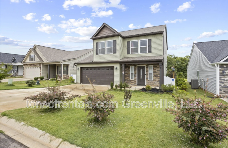 679 Spartan Commodor Ln - Photo 2 of 19