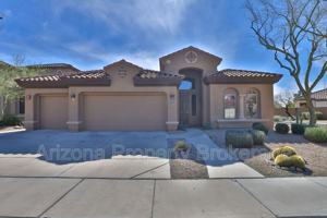 featured image of 2021 W Gloria Ln