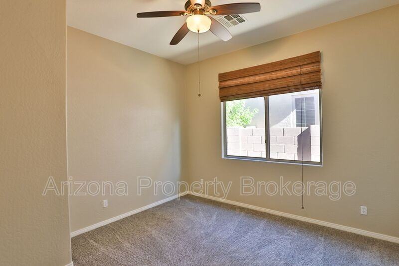 2021 W Gloria Ln - Photo 6 of 38