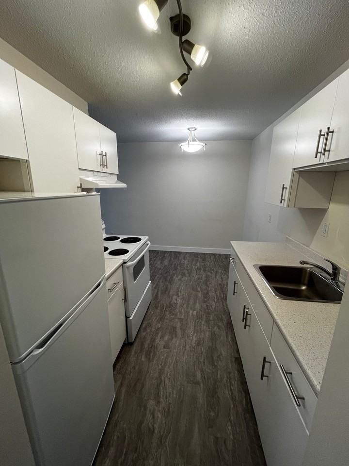 6511 Gilbert Road - Photo 2 of 9