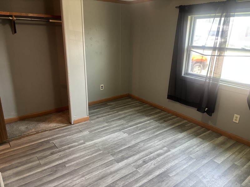 1528 Apache Dr - Photo 3 of 9