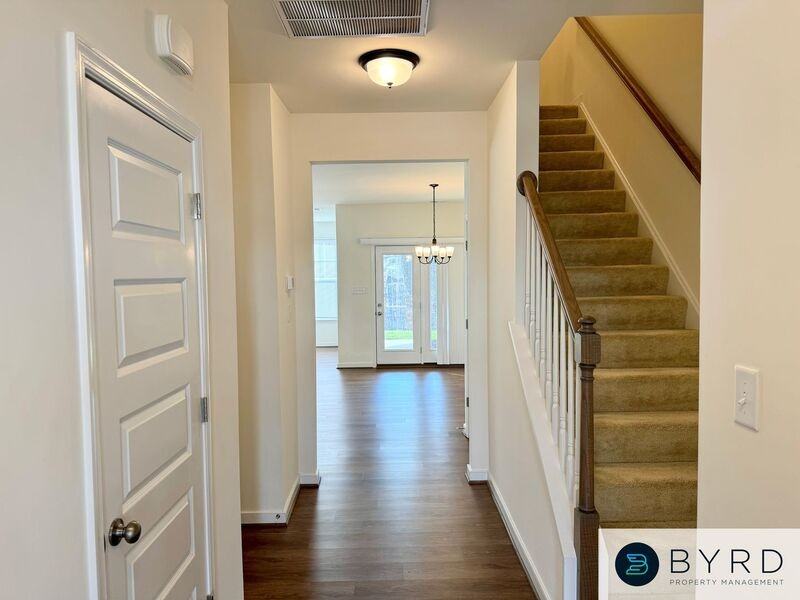 18529 Palisades Rdg - Photo 2 of 26