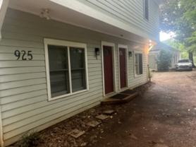 925 Greenwood Ave Ne - Photo 1 of 1