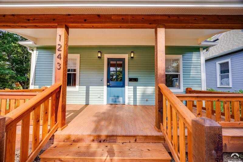 1243 Delaware St - Photo 2 of 27