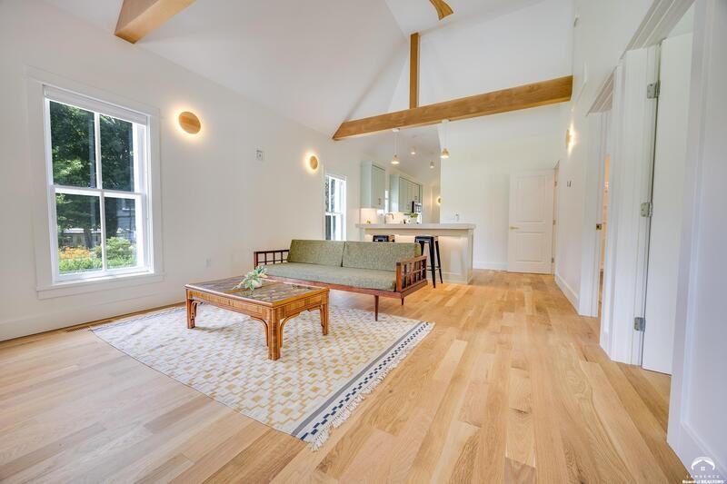 1243 Delaware St - Photo 5 of 27