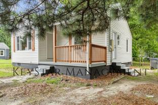 429 Henry St - Photo 1 of 1