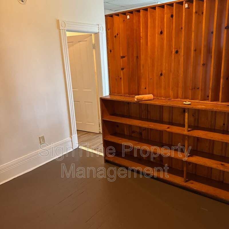 38 E Franklin St - Photo 7 of 10