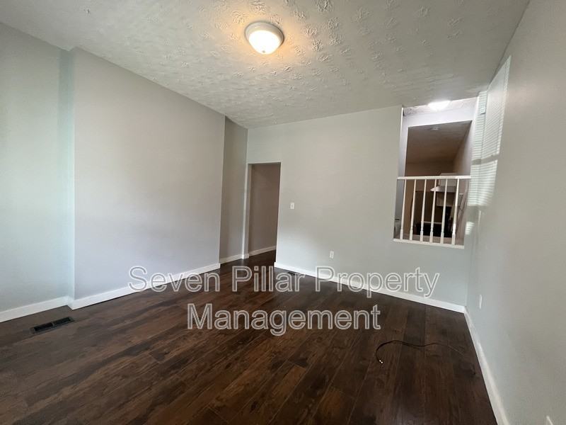 114 Dana Ave - Photo 5 of 22