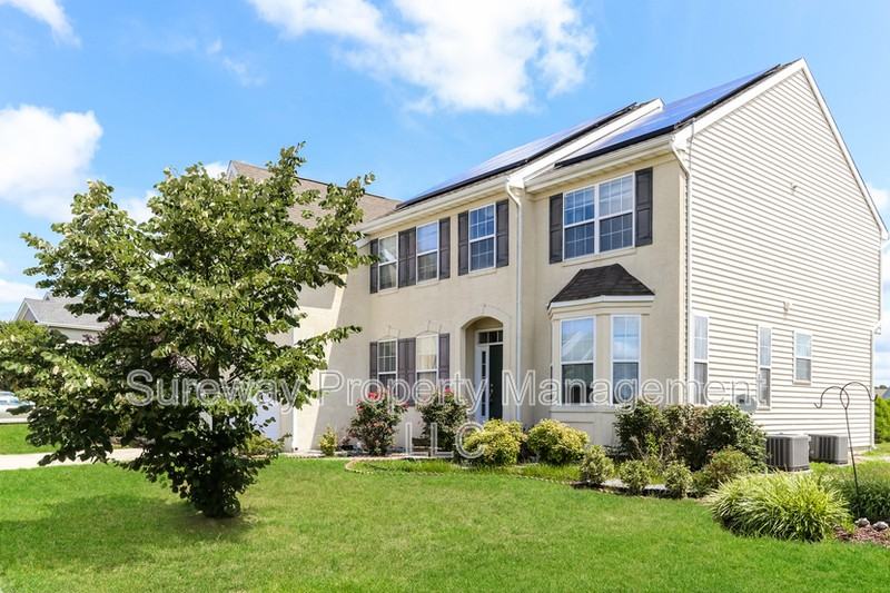 6 Garwood Blvd - Photo 2 of 25