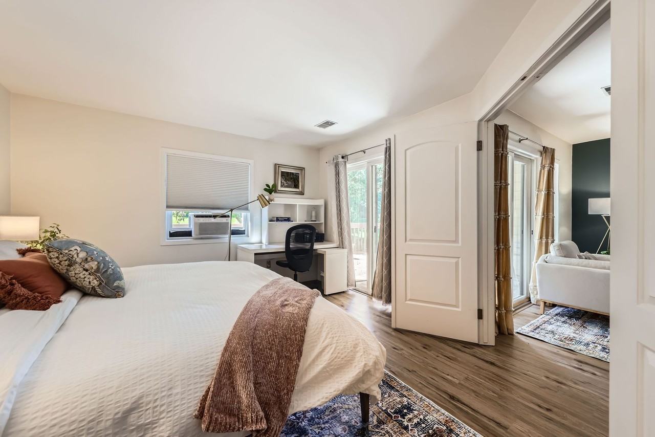 2962 Shadow Creek Dr - Photo 3 of 33