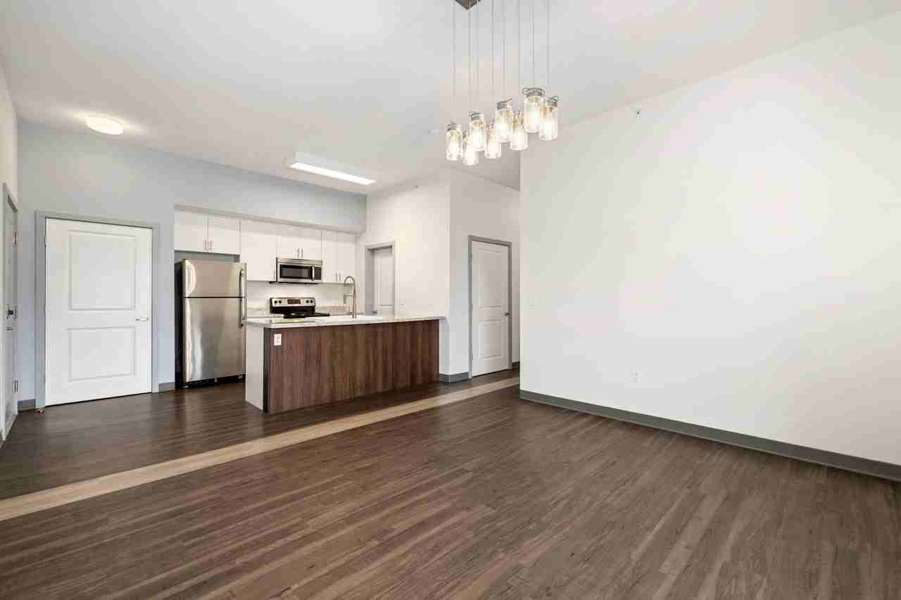 SoEl District Lofts - Photo 6 of 28