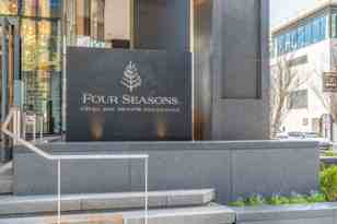 160 2ND AVE S Unit 1706  