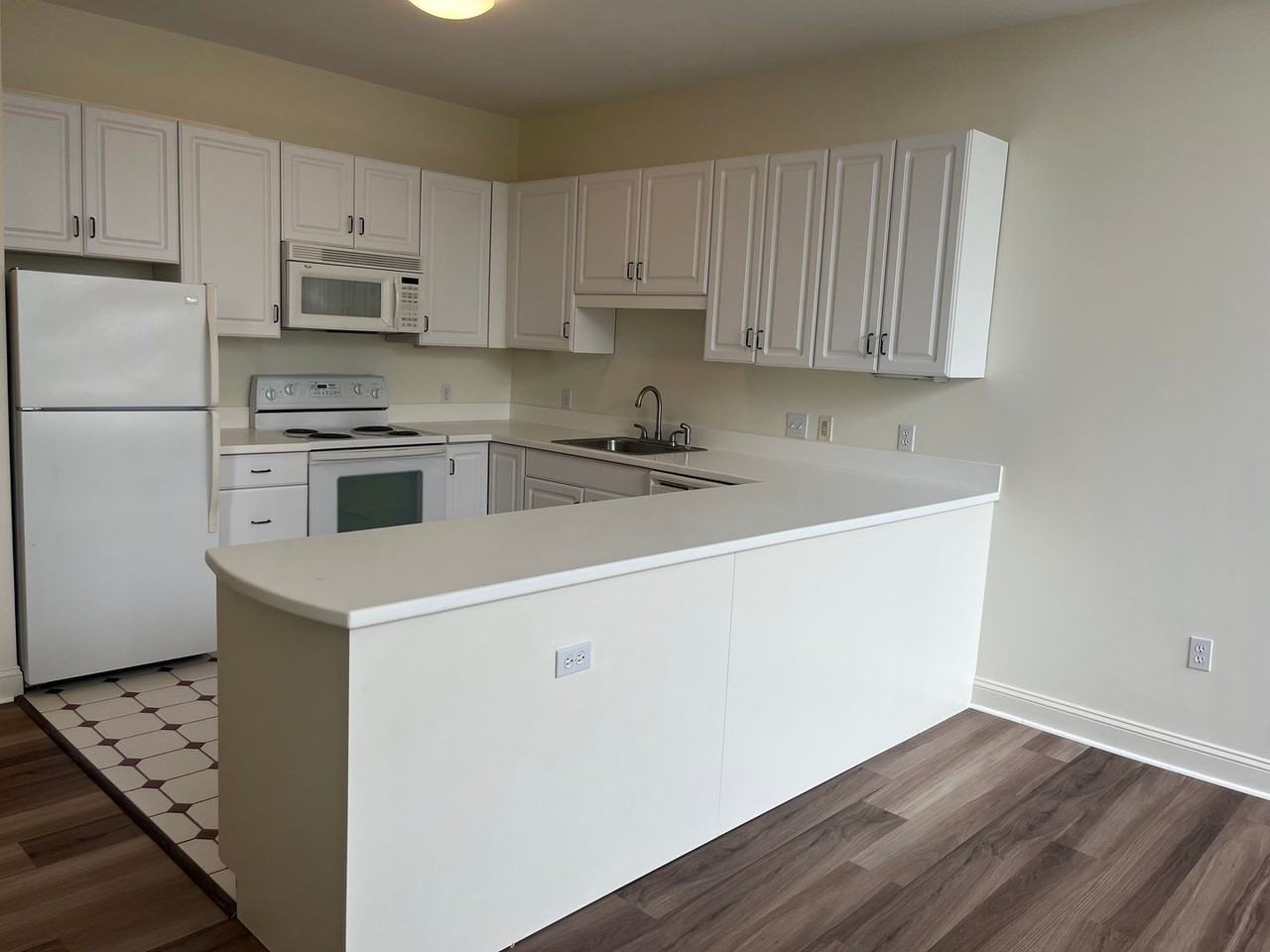 Schoolhouse Apartments - Photo 2 of 15