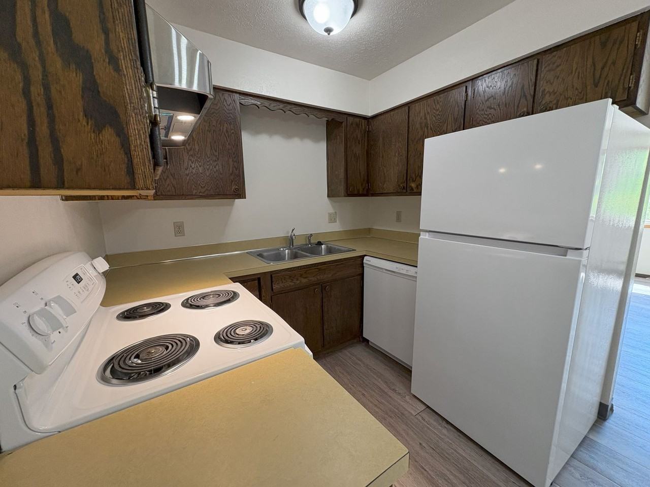 Cedarwood MSU - Photo 3 of 13