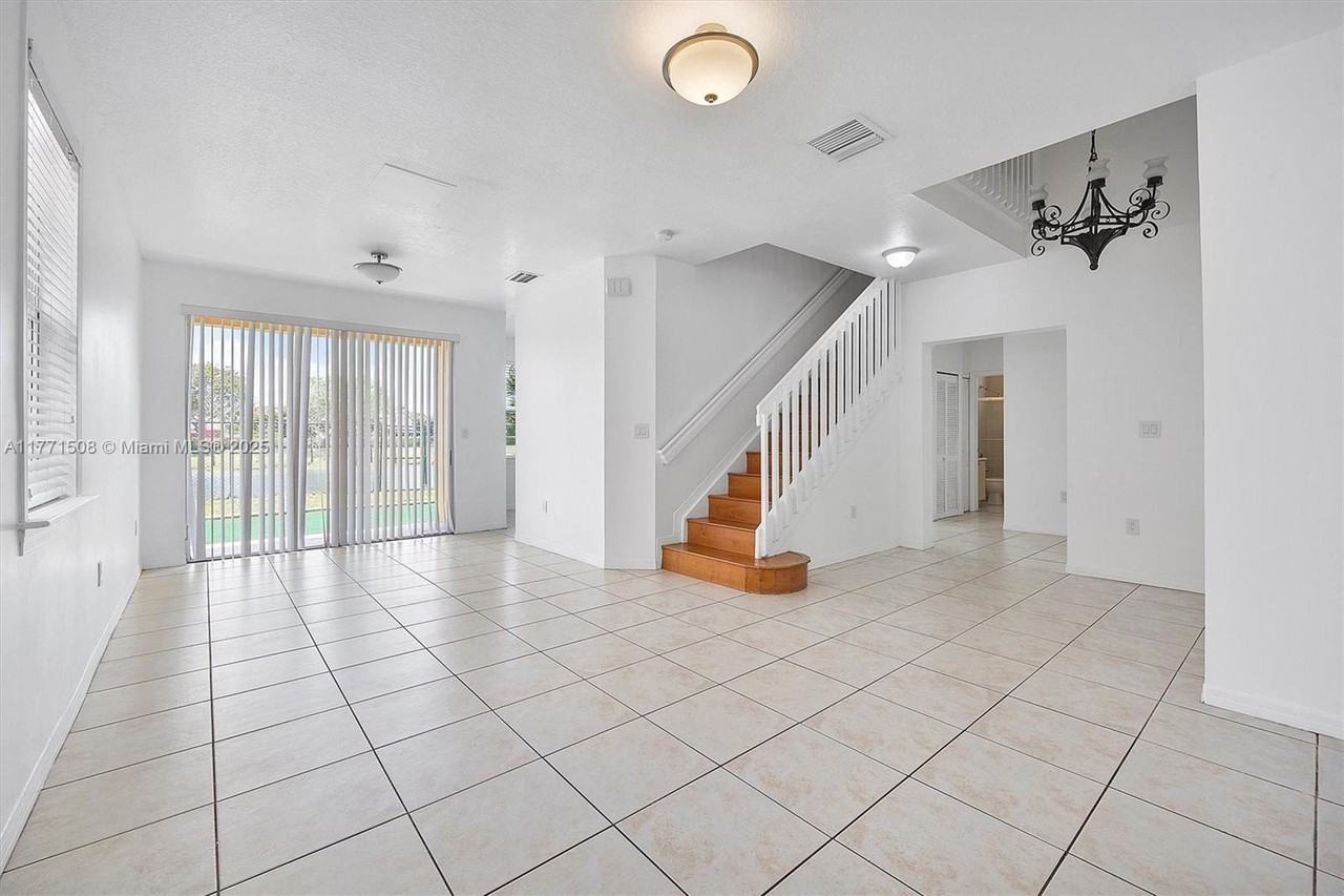 6171 Southwest 157th Place - Photo 2 of 32