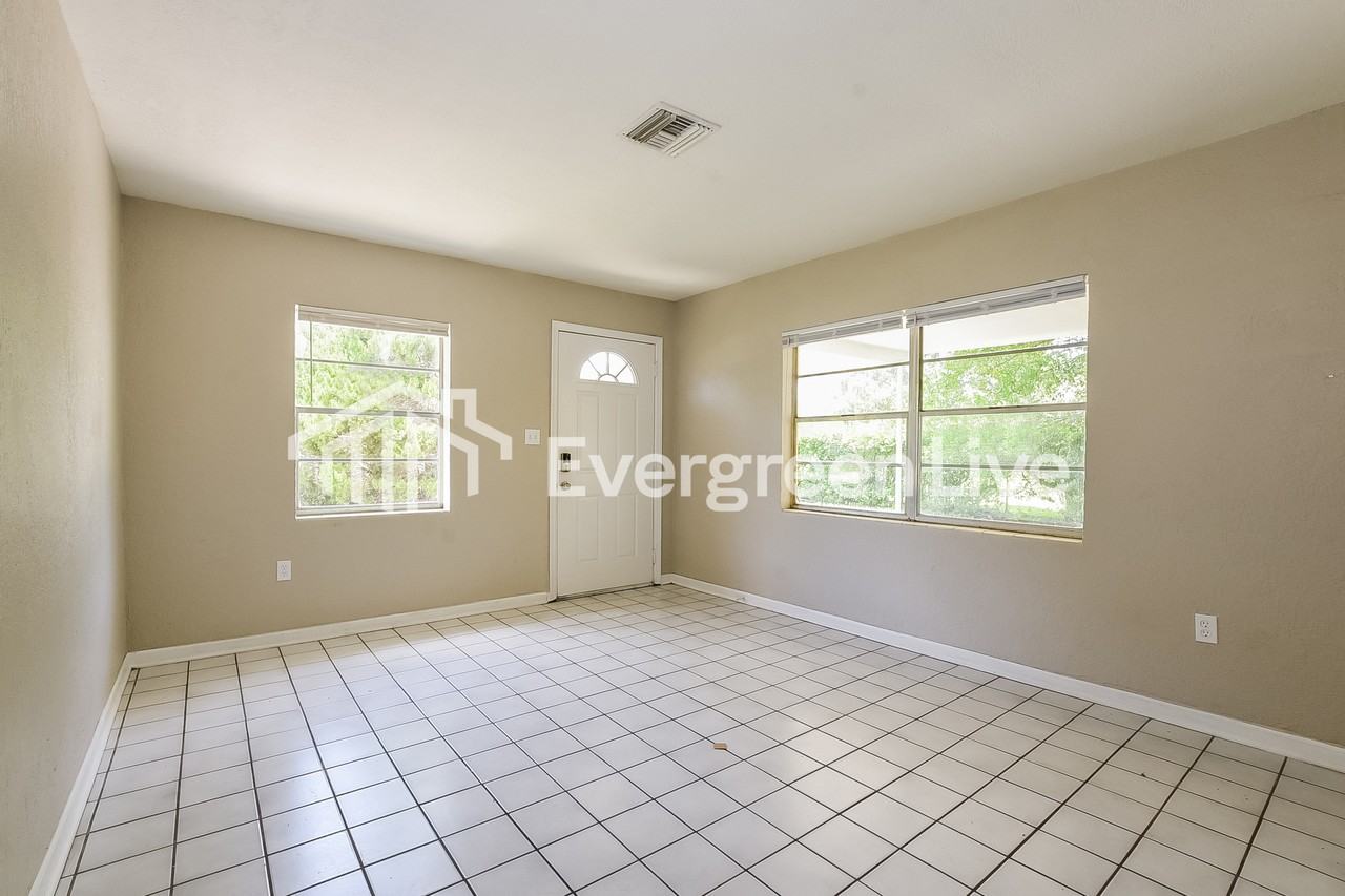 4503 Drexel Ave - Photo 3 of 15