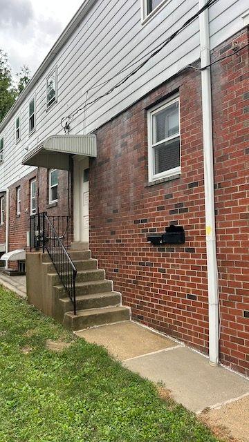 1022 Fox Chase Rd ##B - Photo 2 of 5