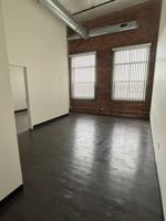 featured image of 23 N Summit St
