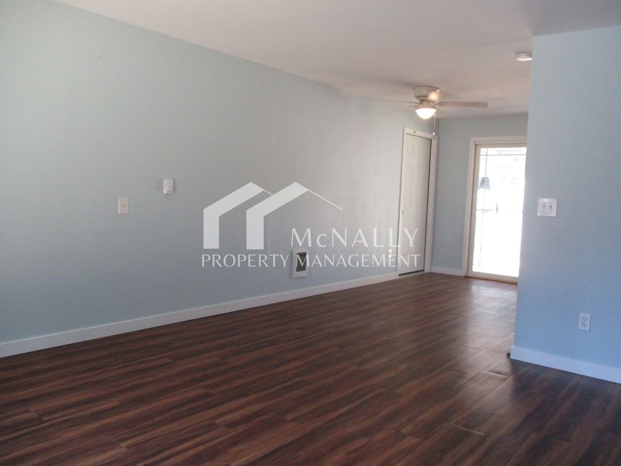 1416 Briston Ln - Photo 3 of 14
