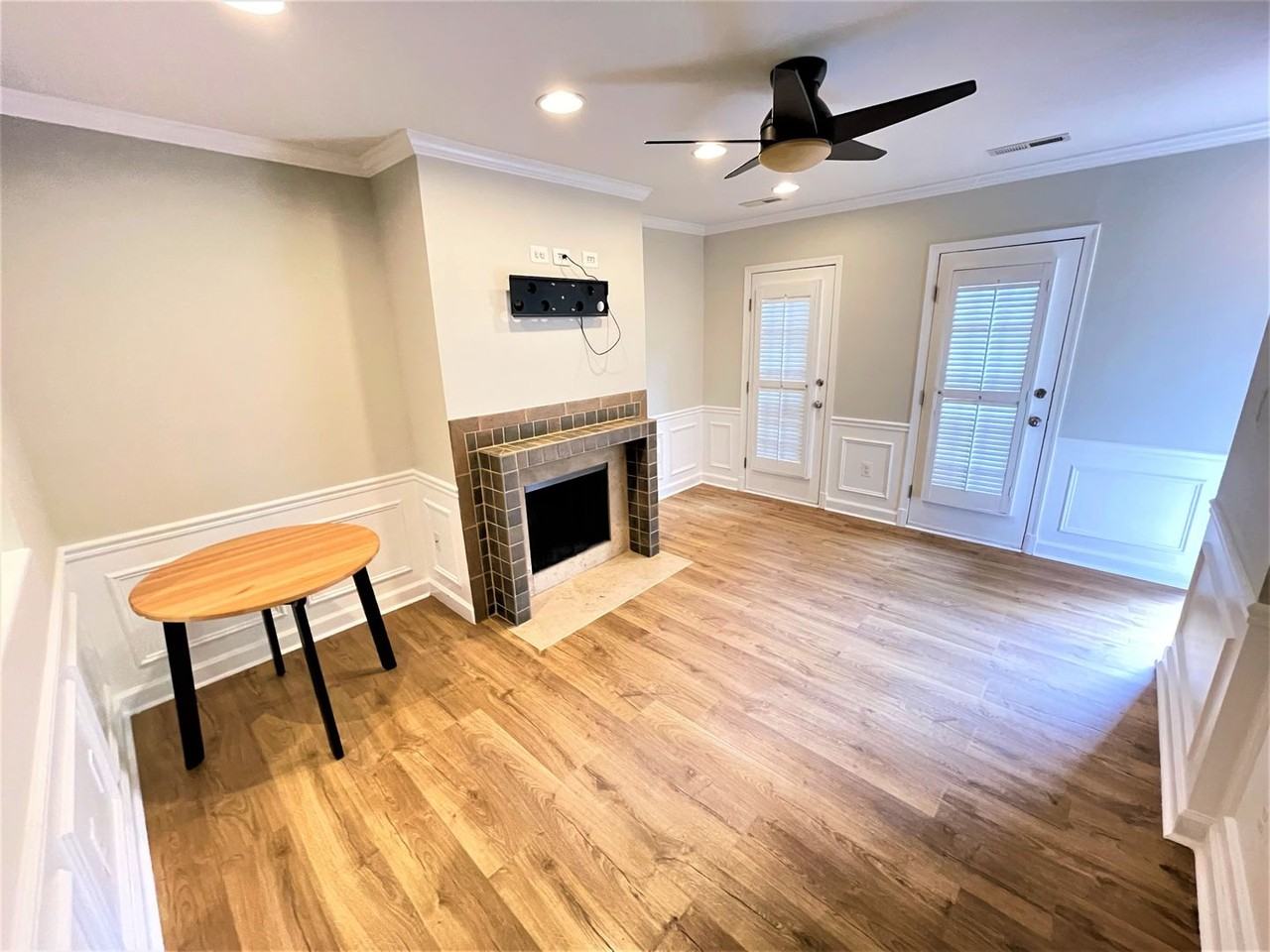 4631 Macarthur Blvd Nw - Photo 3 of 14