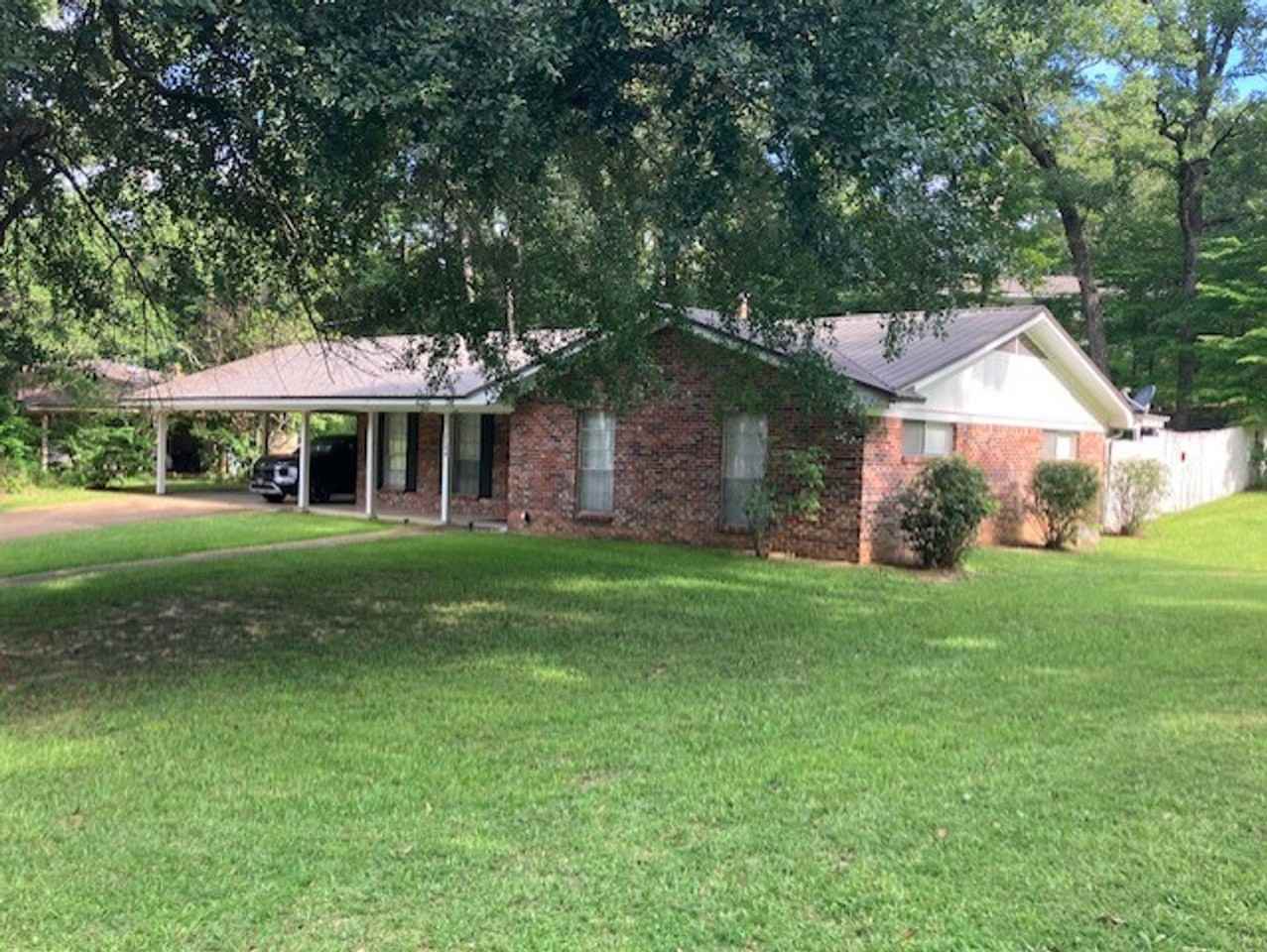 2148 Rachel St - Photo 2 of 16