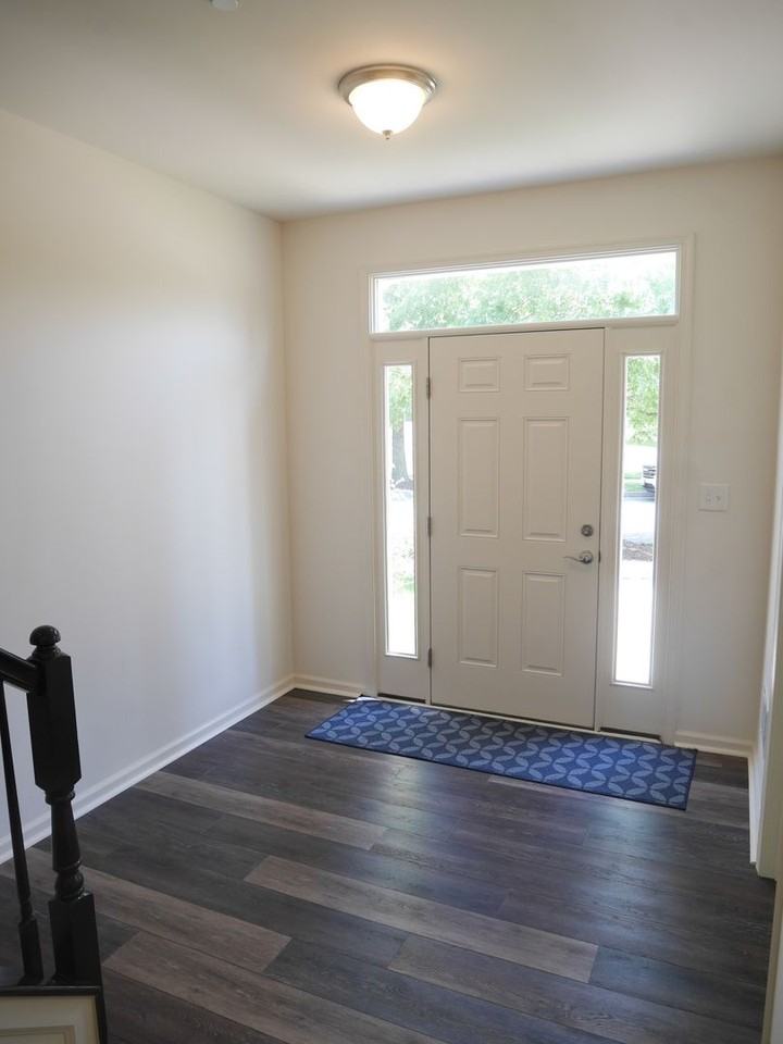 311 Ashby Commons Dr - Photo 3 of 27