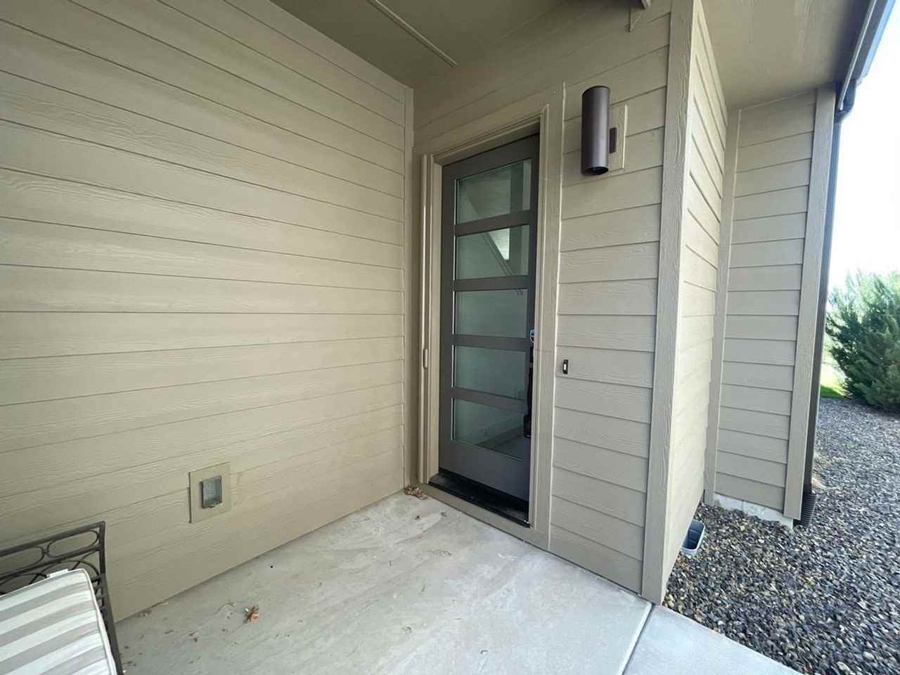 6845 E Warm Springs Ave - Photo 3 of 44