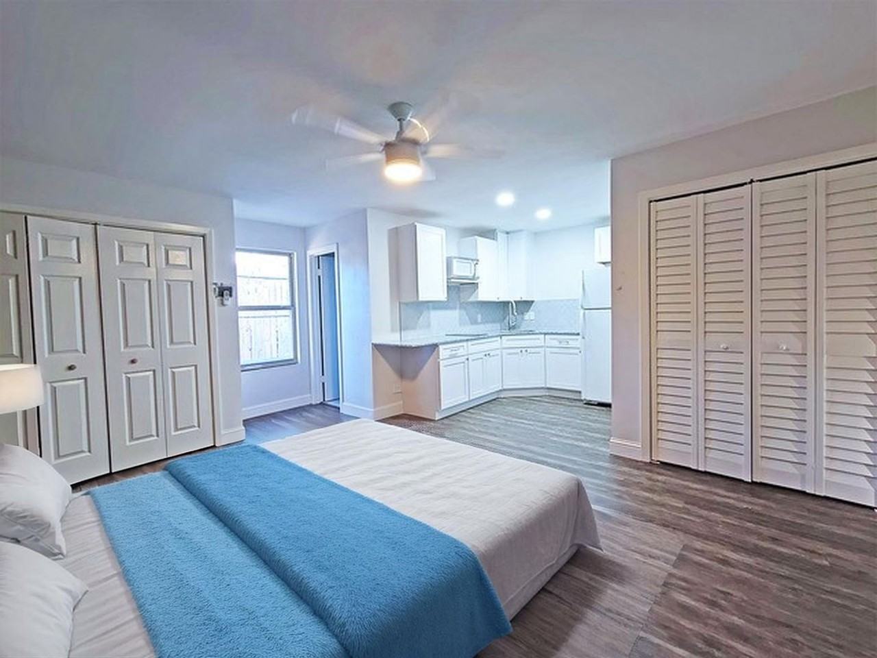 1244 Valencia Ln - Photo 2 of 5