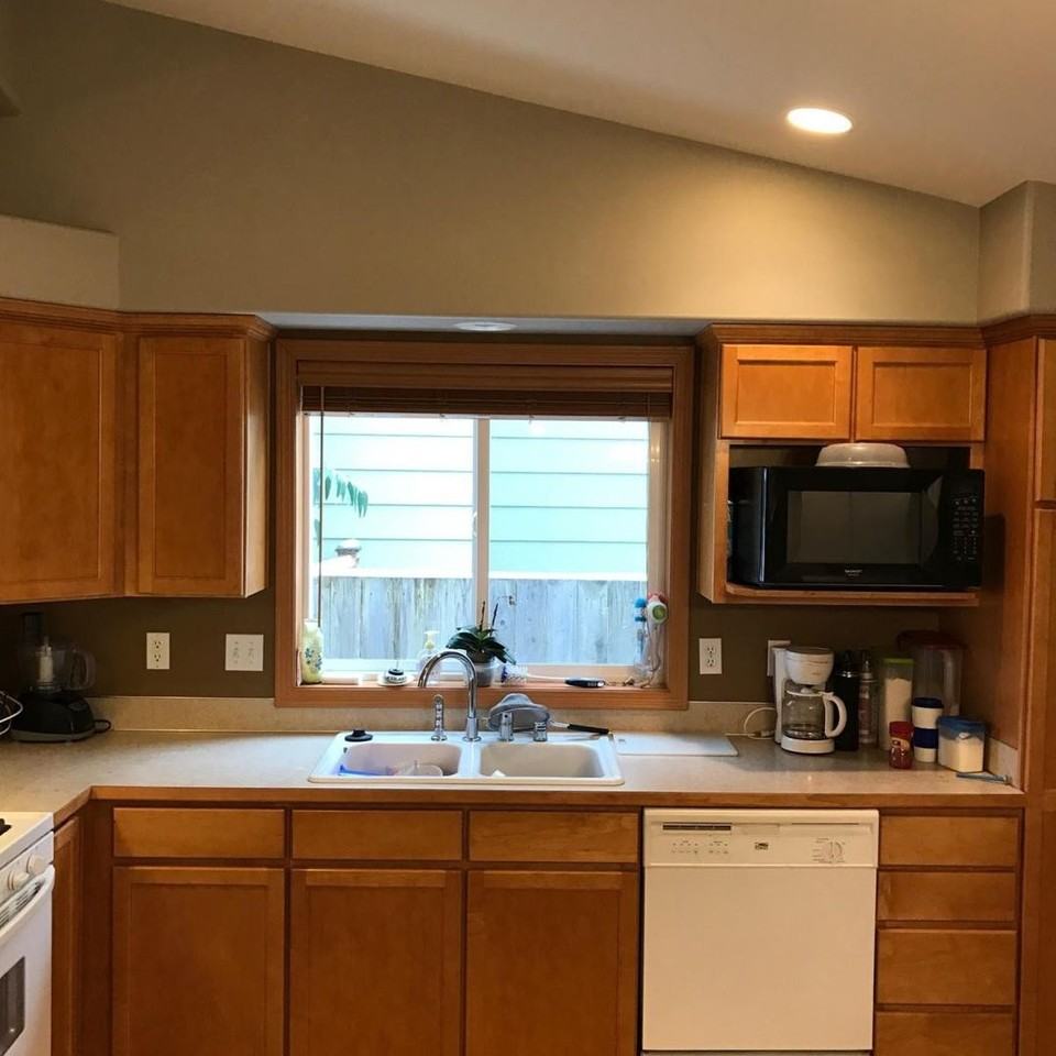 423 Shantel St - Photo 3 of 10