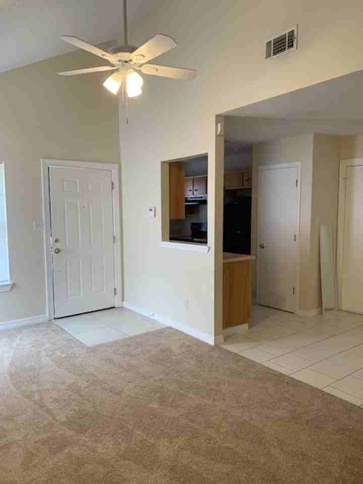 479 Sara Ave - Photo 5 of 25