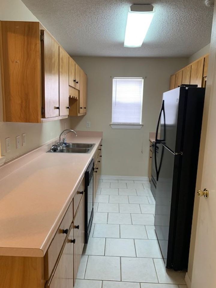 479 Sara Ave - Photo 6 of 25