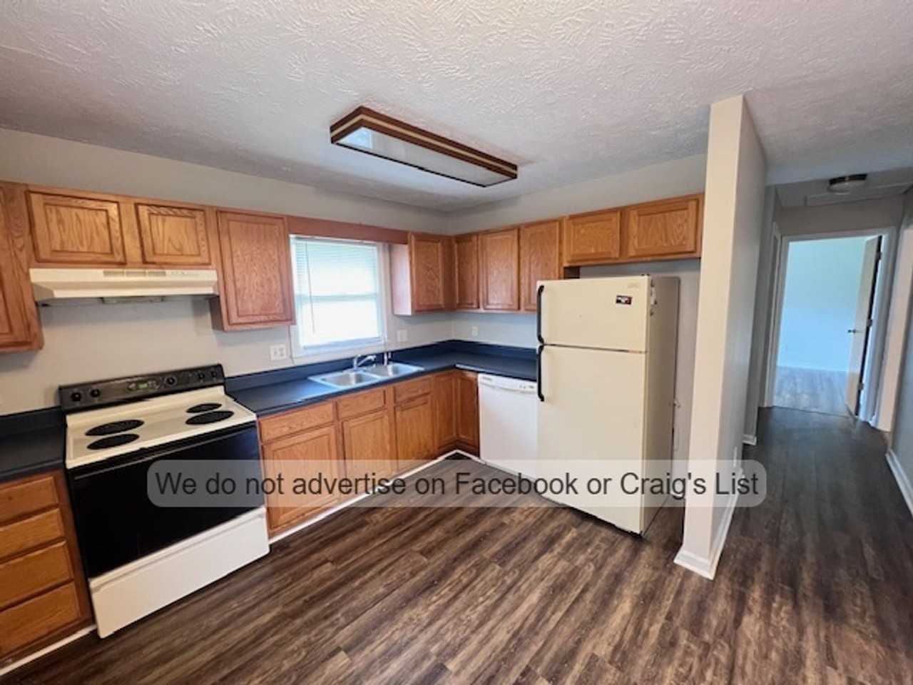 72A Fox Run Ln - Photo 3 of 8