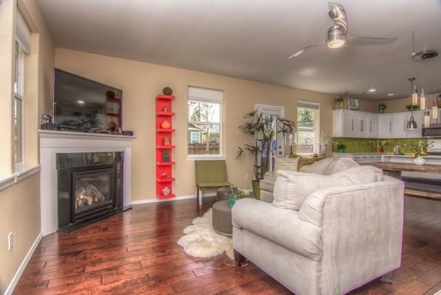 710 N Hindeman St - Photo 3 of 27