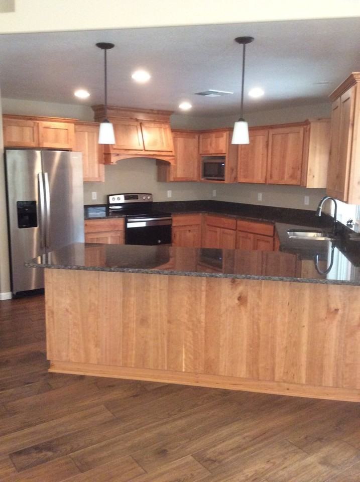 201 Se Briggs Way - Photo 5 of 16