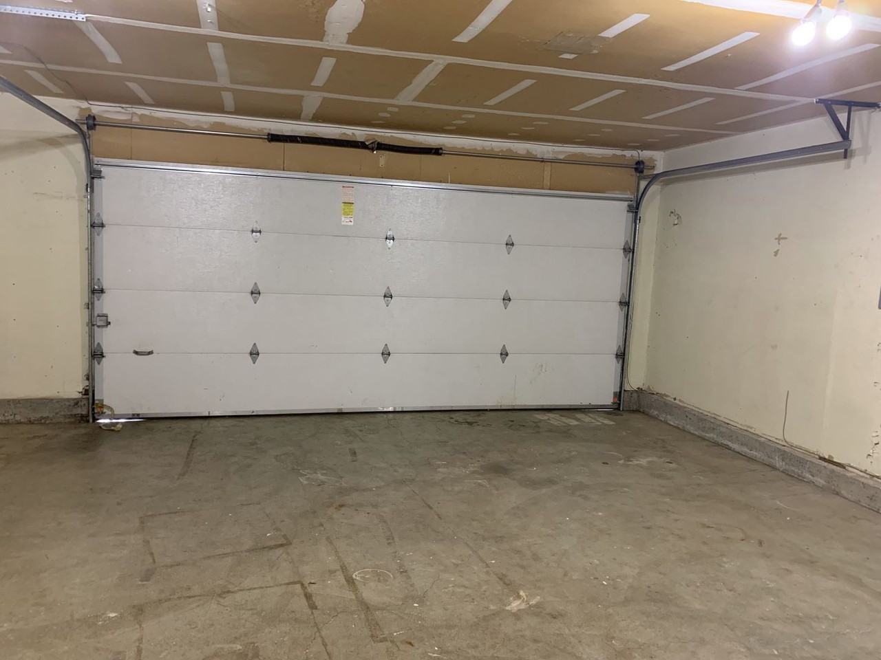 1065 Sw 178th Pl - Photo 2 of 23