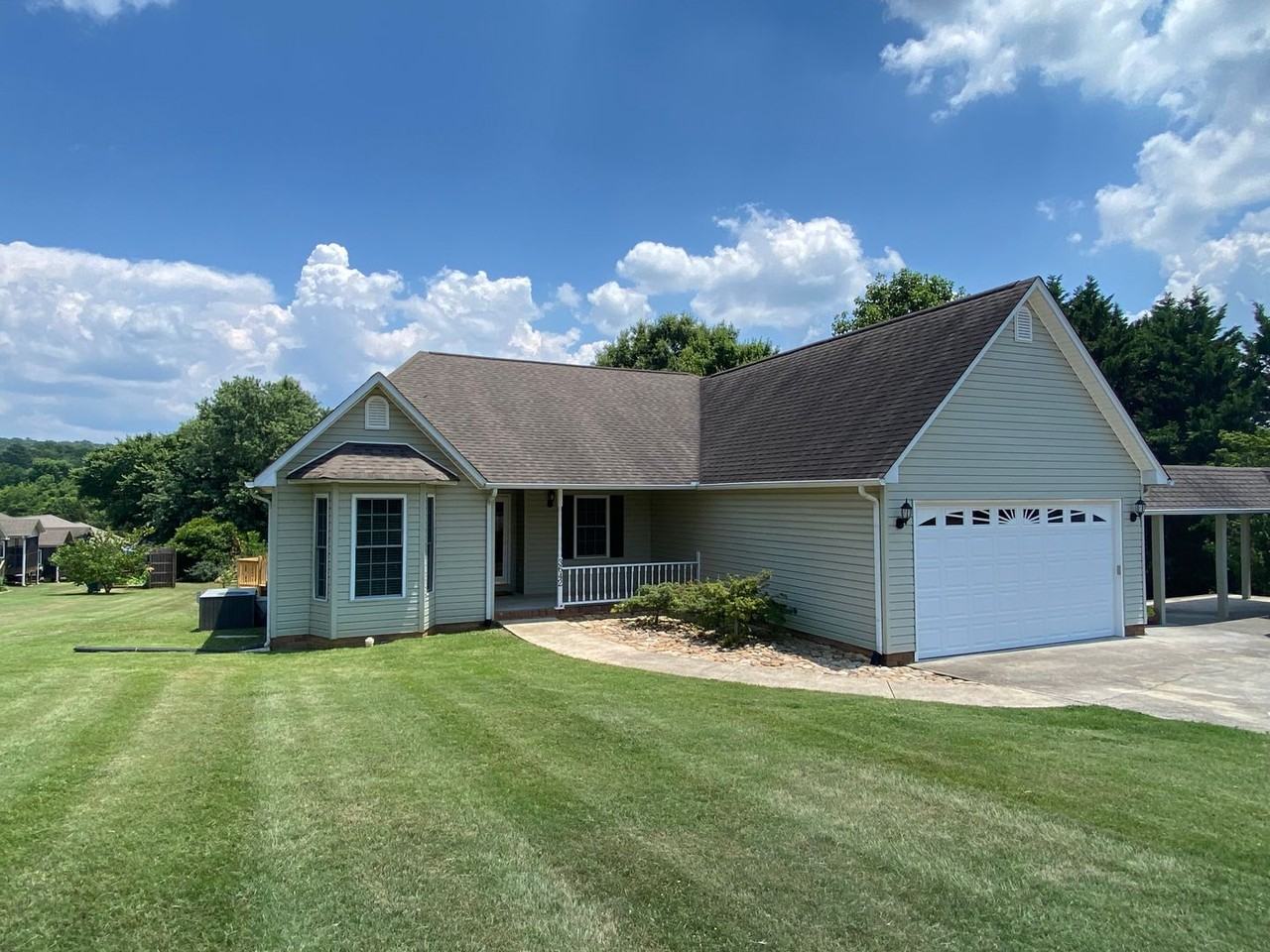 3642 Michigan Avenue Rd Ne - Photo 2 of 19