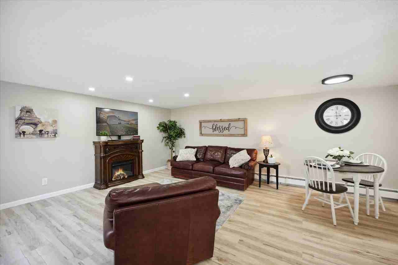 26 N Aurora Rd - Photo 5 of 20