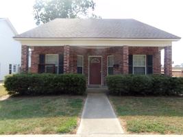 featured image of 903 Cook St