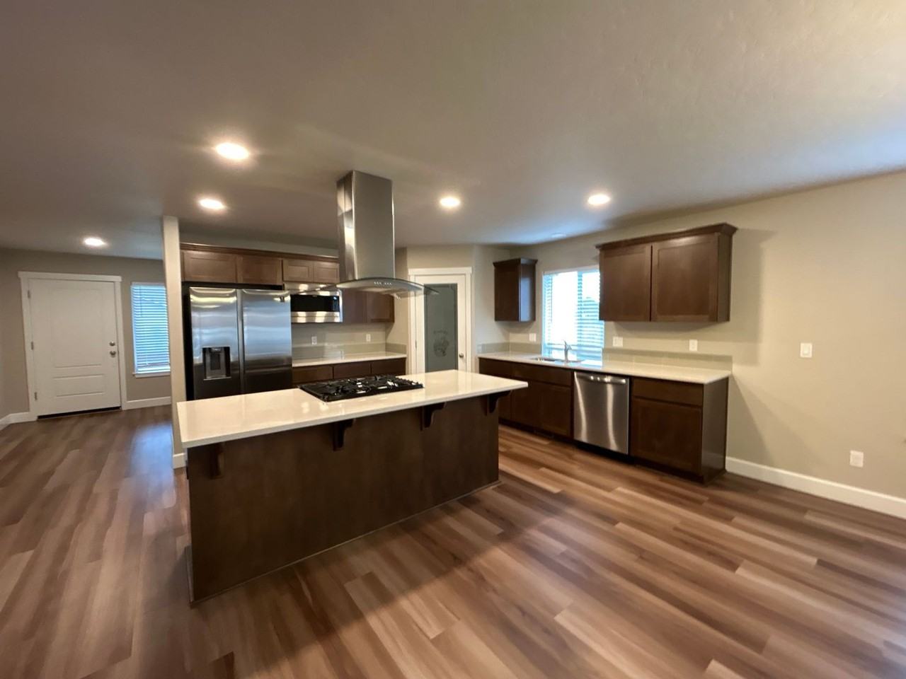 2534 Sw Newberry Loop - Photo 5 of 28